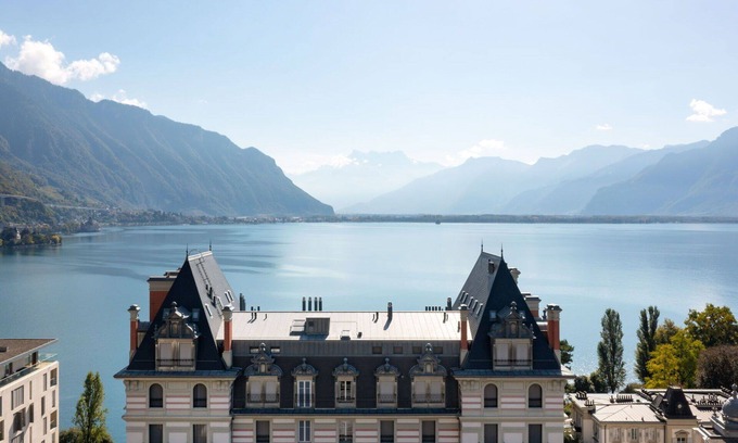 Montreux Apartment | Inviting Apartment with Pool, Hot Tub & Panoramic Views