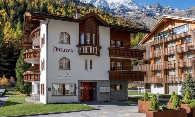 Saas-Balen Apartment | Cozy Apartment for Two with Balcony, Pets Welcome & WIFI