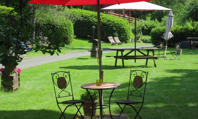 Schoenecken Apartment | Cozy Apartment for Two with Pets, WIFI & Parking Access