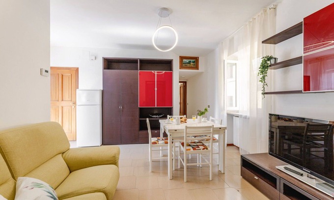 Loreto Apartment | Nice apartment for 4 guests with A/C, WIFI, TV, terrace and panoramic view, close to Porto Recan.