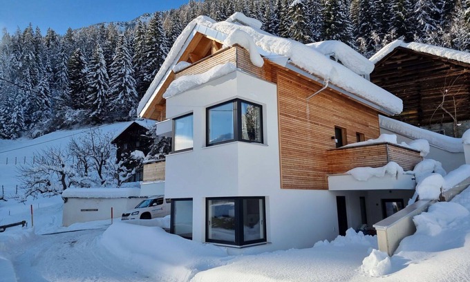 Landeck Apartment | Cozy Apartment with Balcony, Pets Welcome & WiFi Access