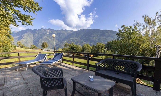Morbegno Apartment | Nice apartment for 4 people with WIFI, terrace and pets allowed