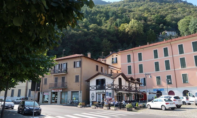 Dongo Apartment | Comfortable Apartment for 6 with Balcony & Pet-Friendly Access
