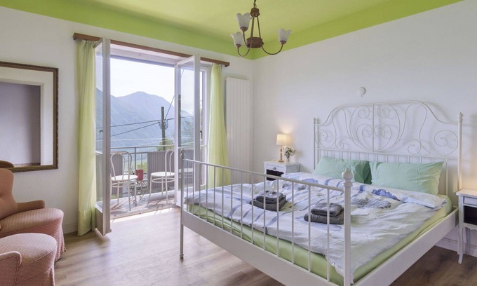 Riazzino Apartment | Spacious Apartment with WIFI, Patio, Pets & Lake View