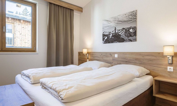 Mittersill Apartment | Nice apartment for 10 people with pool, WIFI, TV and terrace