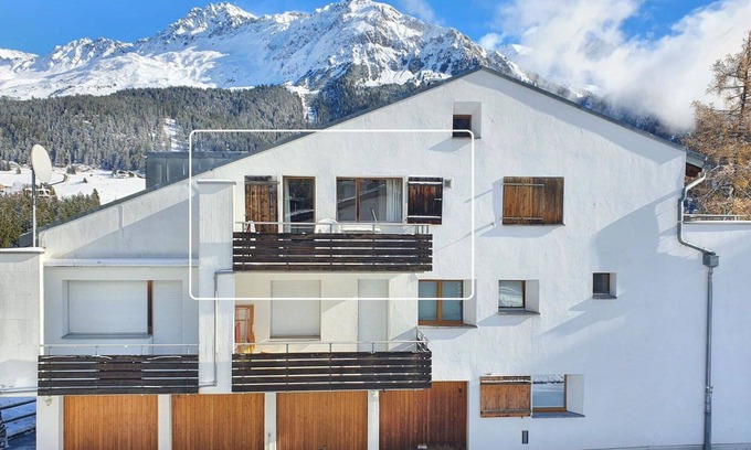 Lenzerheide Apartment | Welcoming Apartment for 4 with WIFI, Balcony & Parking
