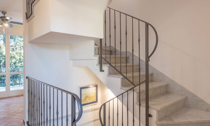 Marina di Pietrasanta Apartment | Inviting Apartment for 6 with Ocean View and Pet-Friendly Options