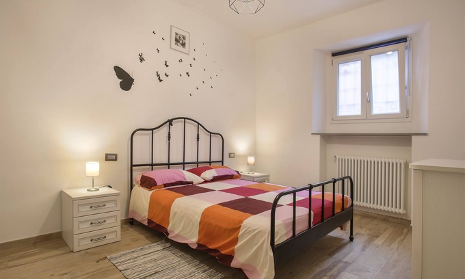 Florence House | Cozy Apartment House 46 with Spa and Hot Tub Amenities