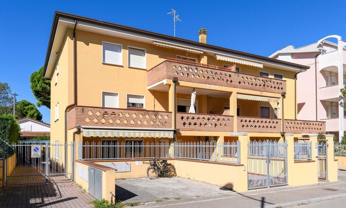 Lido degli Estensi Apartment | Cozy 2-Bedroom Getaway with Oceanfront Views in Comacchio