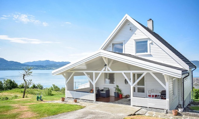 Fjelberg Apartment | Exceptional 4 Bedroom Retreat in Scenic Fjelberg