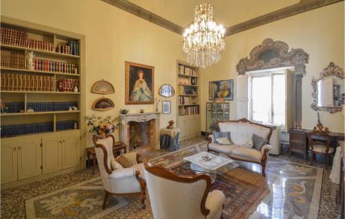 Sestri Ponente Apartment | Comfortable 3 Bedroom Apartment in Genova Sestri Ponente