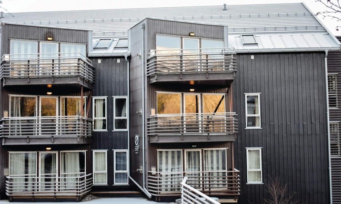 Hemsedal Apartment | Modern Hemsedal Apartment with Stunning Lake View & Spa