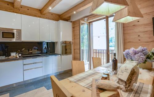 Lanzada Apartment | Nice Apartment In Lanzada