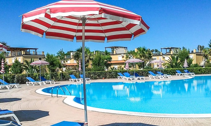 Pizzo Apartment | Relaxing Getaway with Pool Steps from the Ocean