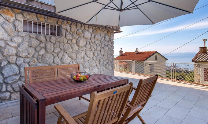 Rijeka Apartment | Discover a Relaxing Getaway in Our Seaside Apartment