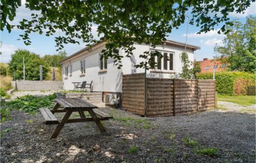 Tranebjerg Apartment | Cozy Apartment in Samsø with Free WiFi and Child-Friendly Amenities