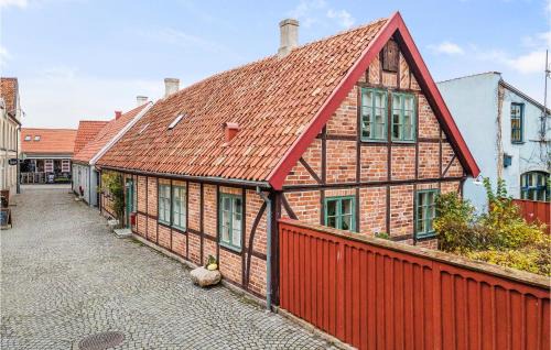 Simrishamn Apartment | Cozy Apartment in Simrishamn with Free Wifi & Pet-Friendly