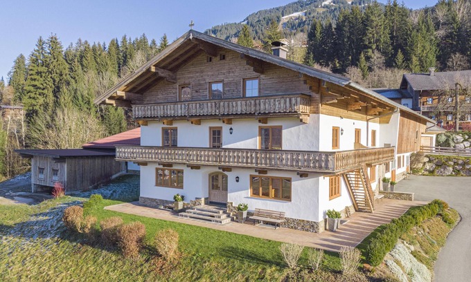 Westendorf Apartment | Top-Rated Ski Resort Apartment with Breakfast & Kitchen