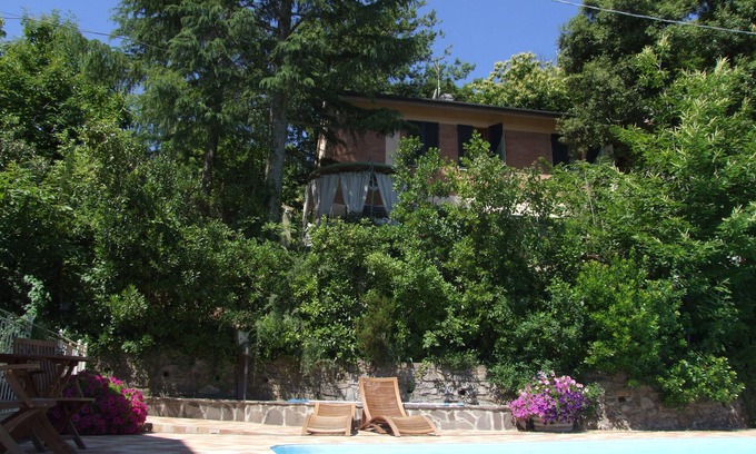 Val Canina Apartment | Cozy Ground Floor Apartment with Terrace & Oceanfront Views