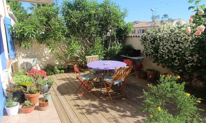 Mauguio Apartment | Inviting Montpellier Apartment with Pool and Ocean Views