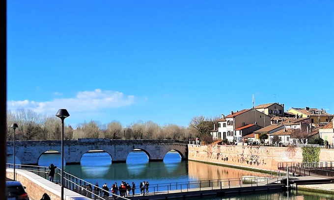 Rimini Historic Center Apartment | Relax by the Canal with Tiberius Bridge Views and Free WiFi