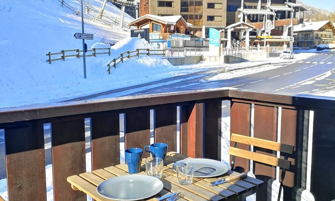 Les Contamines-Montjoie Apartment | Cozy Apartment with Pool, Steps from the Gondola