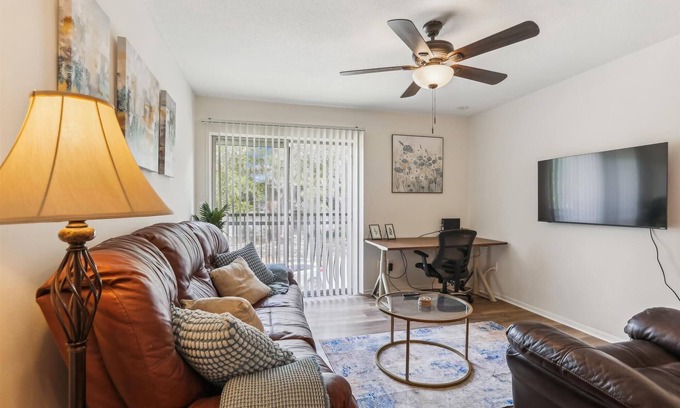 Gainesville Apartment | Cozy Condo Retreat - Steps from Shands & UF