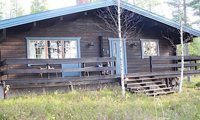 Vemdalen Cabin | Idyllic Cottage Steps from Hiking Trails with Spa Amenities