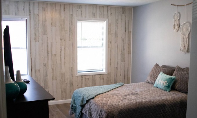Homestead Apartment | Nice family size apartment with a patio and 10 min to the theme park.