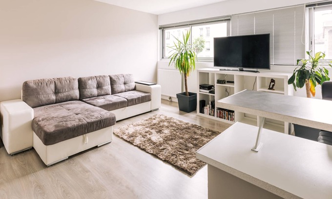 Petit-Ivry Apartment | Cozy Flat Near Paris in Ivry-sur-Seine - Welkeys