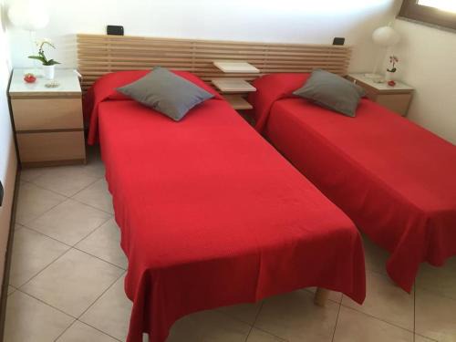 Quarto Oggiaro Apartment | Nice flat overlooking the park