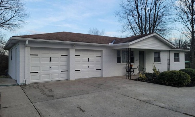 West Chester House | Perfect Getaway Home with Hot Tub & Pet-Friendly Amenities