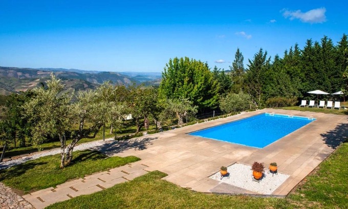 Tralhariz House | Nice holiday home in Carrazeda de Ansia with private terrace