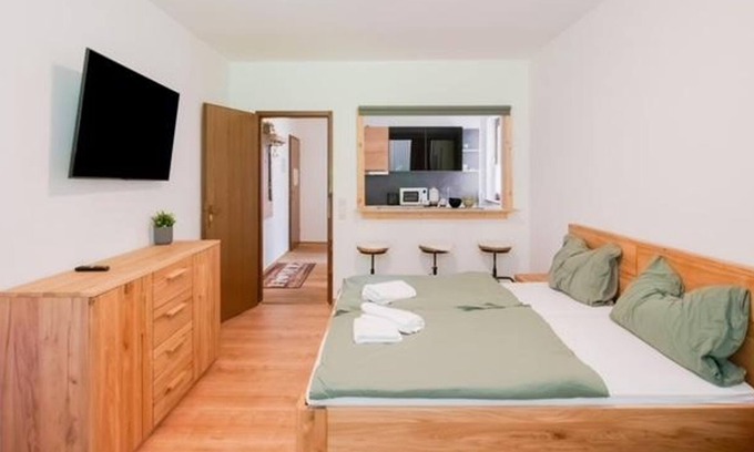 Bad Goisern Apartment | Nice holiday apartment in Bad Goisern with balcony