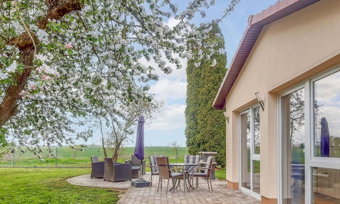 Behrenhoff House | Comfortable 2 Bedroom Retreat in Behrenhoff with Spa Access