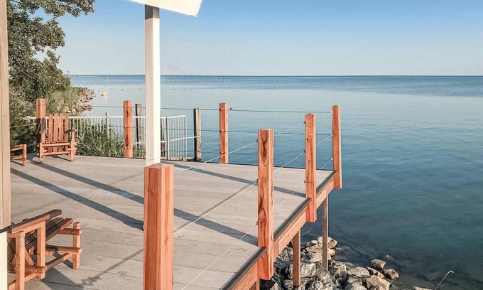 Bovenkarspel House | Discover the Ultimate Getaway by Markermeer Lake