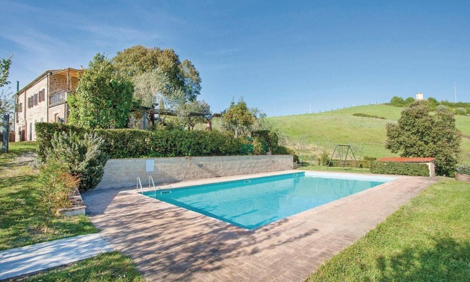 Casole d'Elsa House | Relax in a Stone Country House with Private Pool Near Casole d'Elsa
