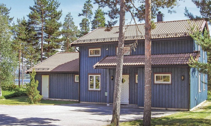 Øvre Ramse House | Top-Rated 5 Bedroom Accommodation in Dølemo with Pool