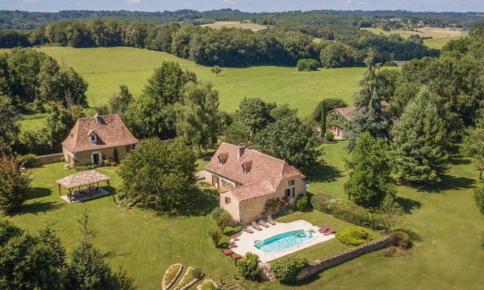 Douville House | Spacious 4 Bedroom Getaway in Douville with Pool & Spa