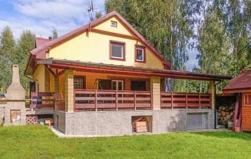 Drawsko Pomorskie House | Pet-Friendly Retreat in Drawsko Pomorskie with Wifi
