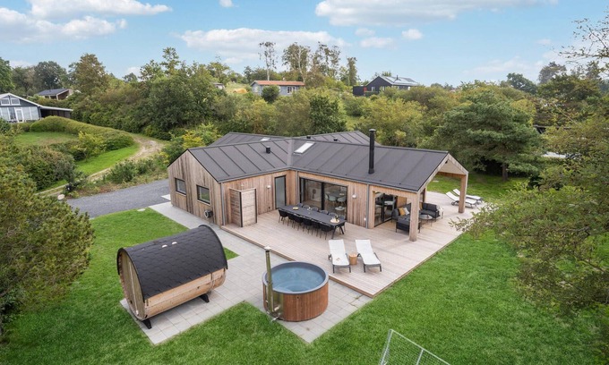 Egsmark Strand House | Spacious 6 Bedroom Getaway in Ebeltoft with Ocean View