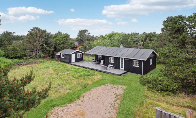 Rindby Strand House | Charming Oceanfront Cottage with Scenic Views and Spa