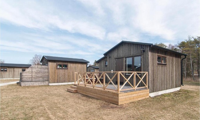 Fidenas House | Cozy Home in Fidens with Kitchen & Child-Friendly Access