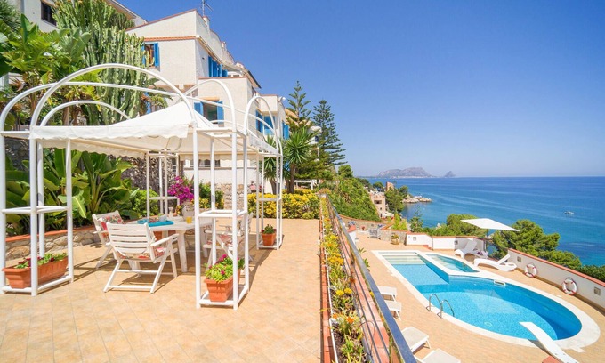 Torre Colonna-sperone House | Nice home in Altavilla Milicia