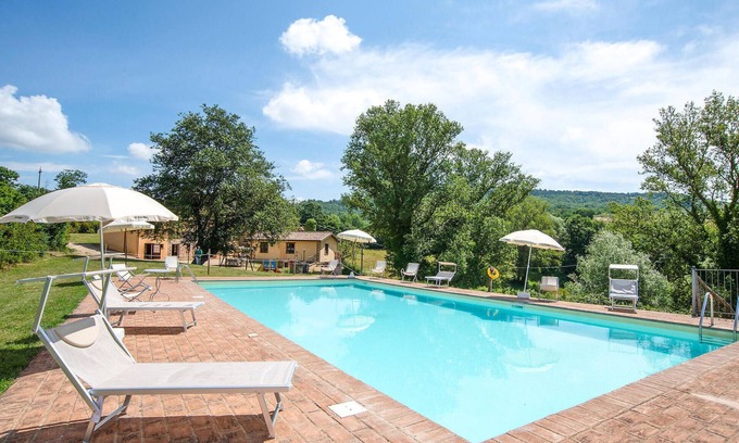 Teverina di Cortona House | Spacious 9-Bedroom Retreat with Private Pool in San Vito