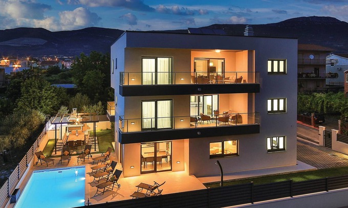 Kastel Novi House | 8 Bedroom Getaway in Kastel Novi with Ocean Views & Pool