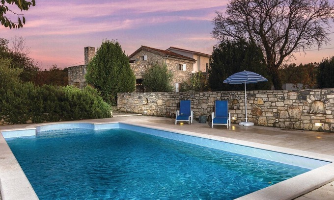 Paradiz House | Inviting Stone House in Paradiz Village with Pool & Spa