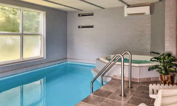 Houstrup House | Cozy Cottage with Pool, Sauna, and Oceanfront Views