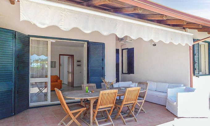 Reitani House | Discover Your Ideal Oceanfront Vacation Home by the Sea