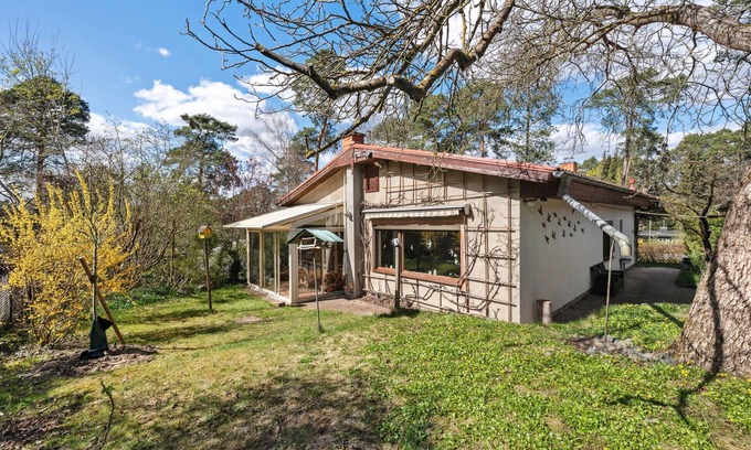 Rangsdorf House | Relax in a Delightful Vacation Home with Spa and Breakfast